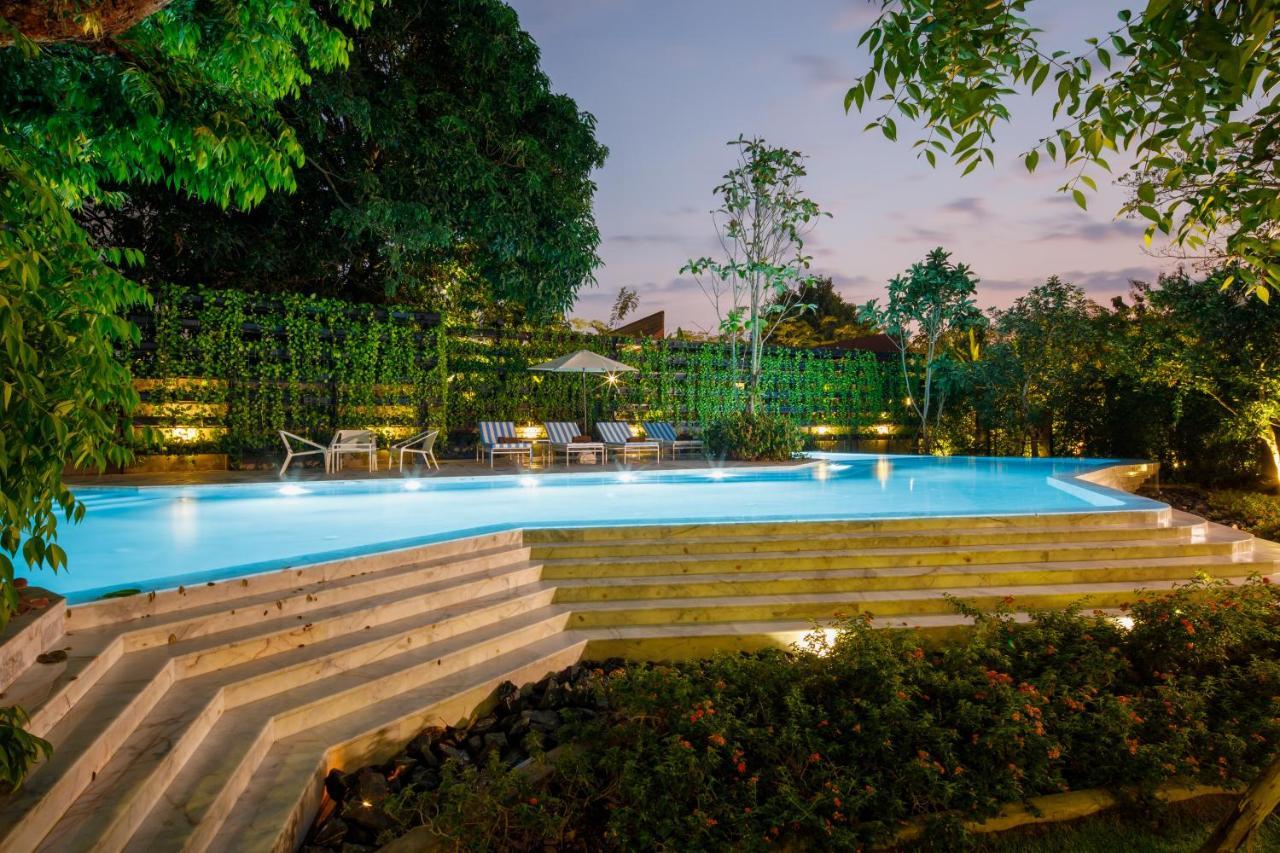 Parc Borough City Resort -Sha Extra Plus Chiang Mai Buitenkant foto